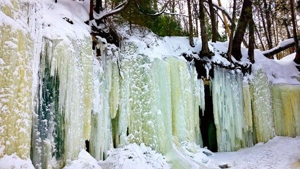 Eben Ice Caves 3