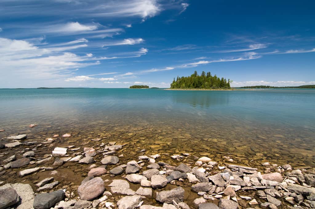 Island Hopping With Great Lake Air - The Awesome Mitten Island Hopping With Great Lake Air - The Awesome Mitten