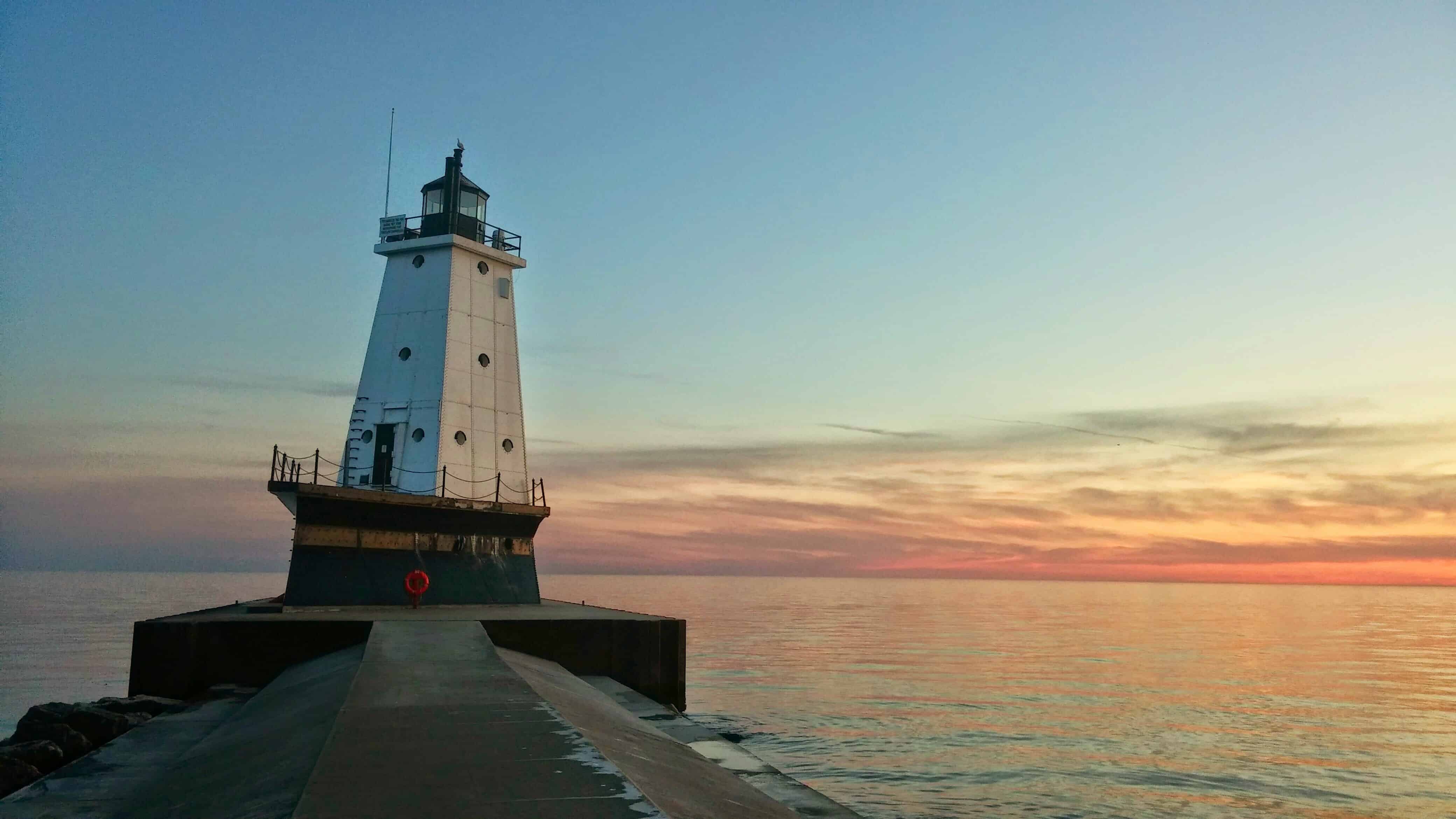 tourist attractions in ludington michigan