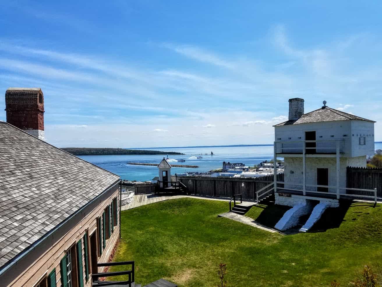 Fort Mackinac: Michigan's Former Gateway - The Awesome Mitten Fort Mackinac: Michigan's Former Gateway - The Awesome Mitten