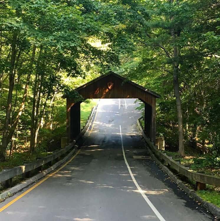 Your Guide To A Sleeping Bear Dunes National Lakeshore Fall Color Tour - The Awesome Mitten