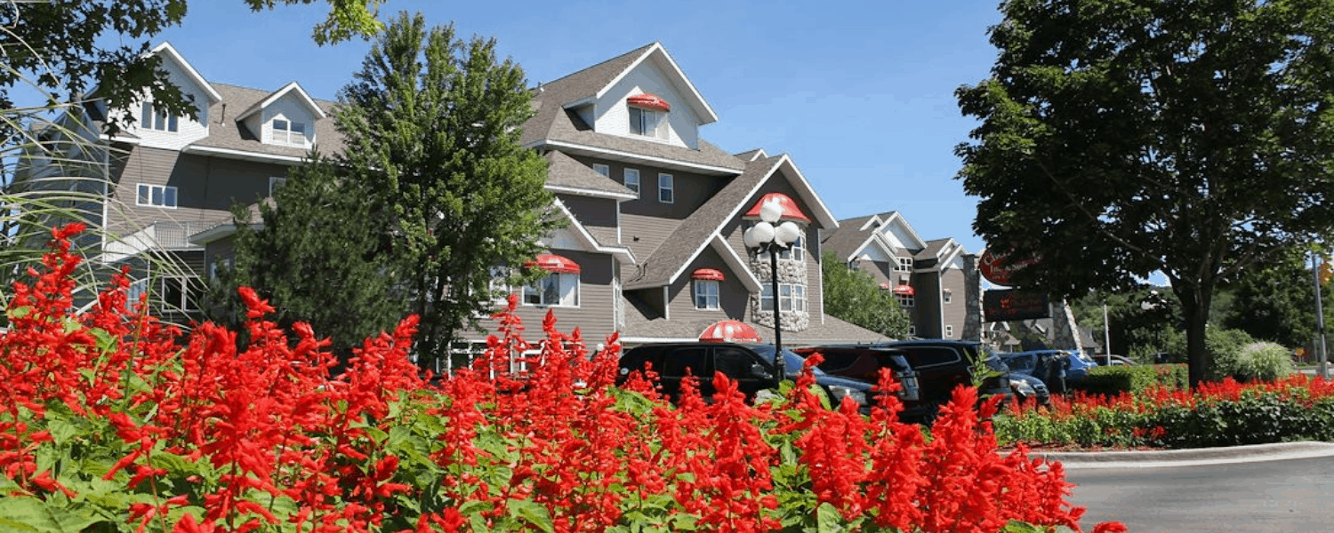 Cherry Tree Inn - Traverse City Hotels