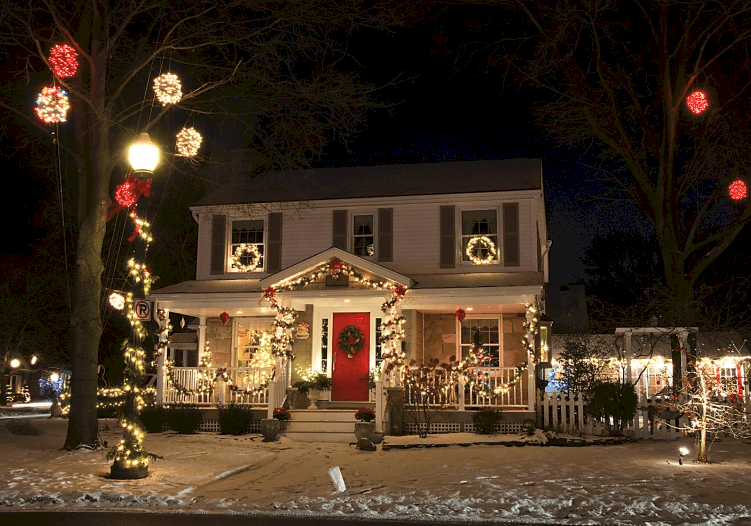 Sherman Woods Association, Port Huron - Best Christmas Light Displays