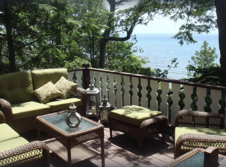 Lake Michigan Treehouse - Harbor Springs, Michigan