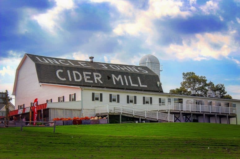 Uncle-Johns-Cider-Main