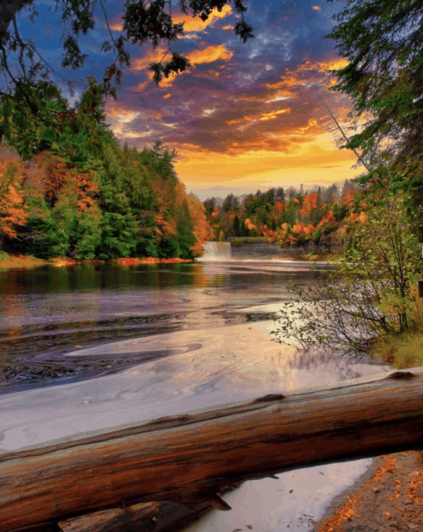 Tahquamenon Falls - Tahquamenon Falls, Fall Hiking Trails