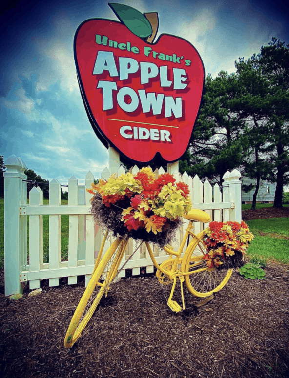 Uncle Frank's Apple Town, Alanson - Northern Michigan Apple Orchards &Amp; Cider Mills