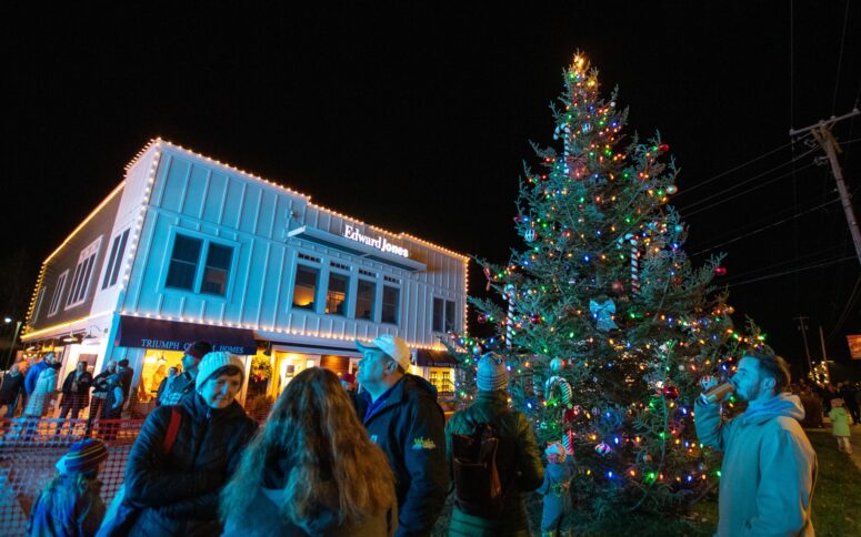 Annual Village Lighting On Walloon Lake
