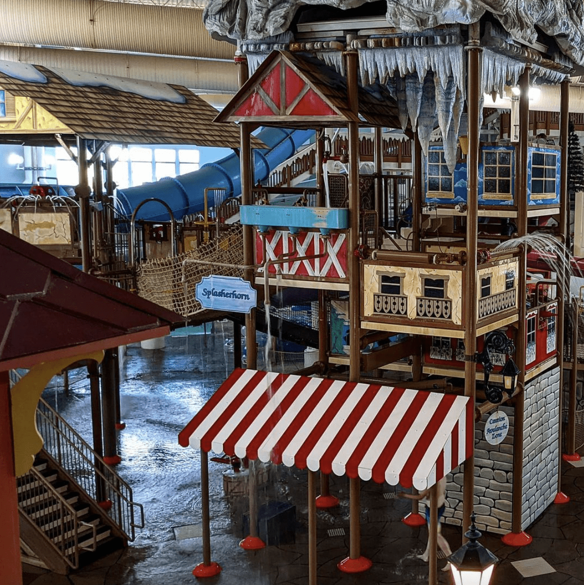 10 Splash Worthy Indoor Waterparks in Michigan