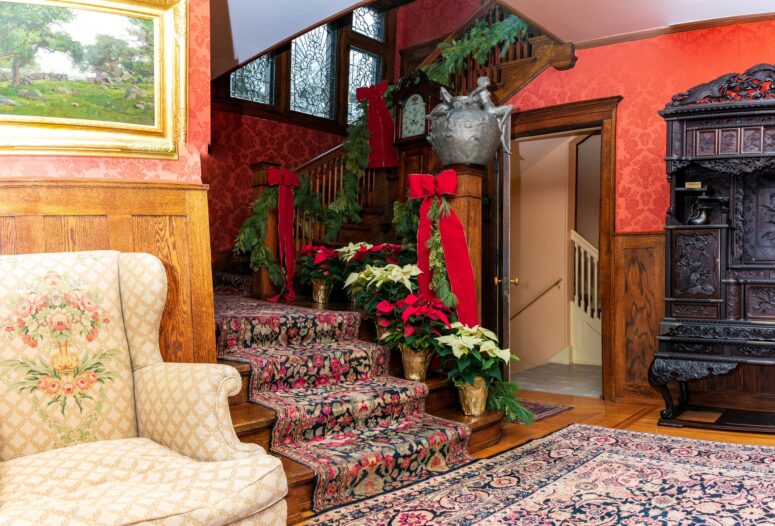 Christmas At The Pines