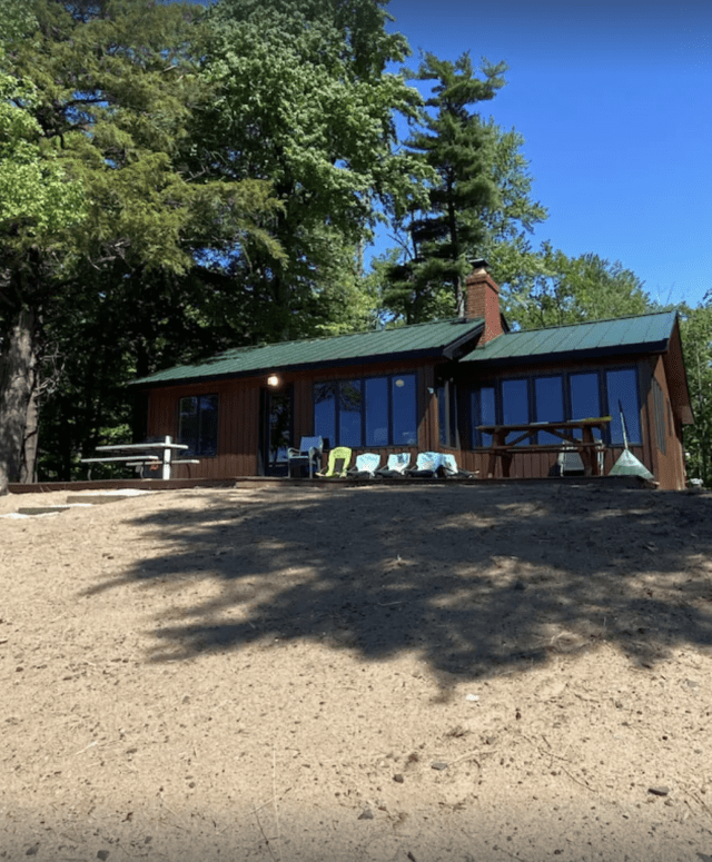 Heart Rock Haven, Port Austin - Port Austin Lodging