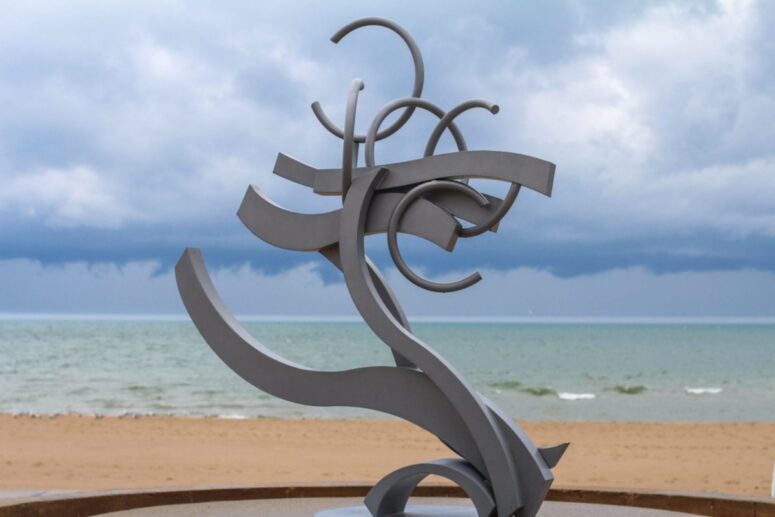 Krasl Art Center Sculpture