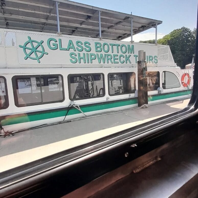 Munising’s Shipwreck Tours