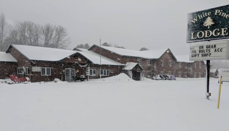 White Pine Lodge - Christmas, Michigan