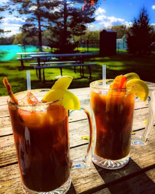 Clear Lake Grill-Grass Lake