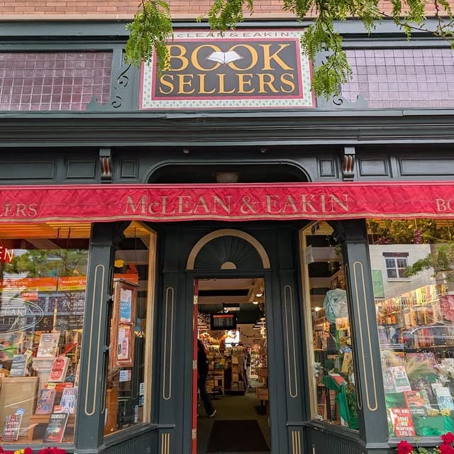 Mclean &Amp; Eakin Booksellers