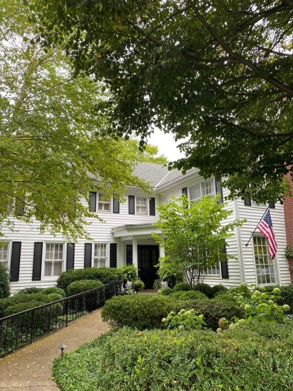 The Wickwood Inn-Saugatuck