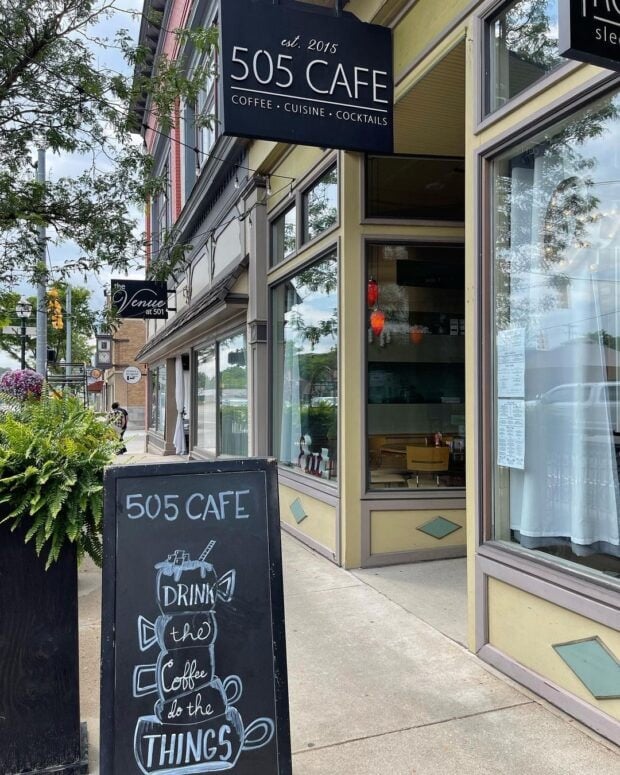 505 Cafe-Clare