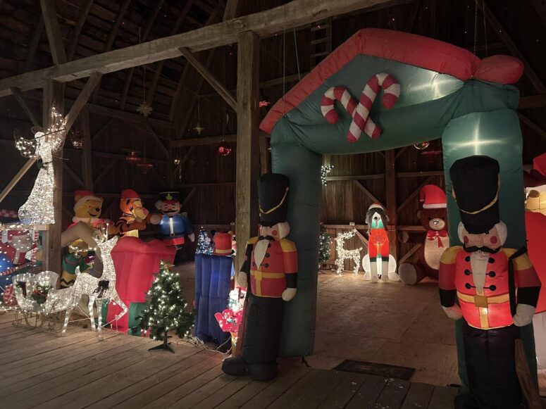 Dent Family Christmas Farm-2