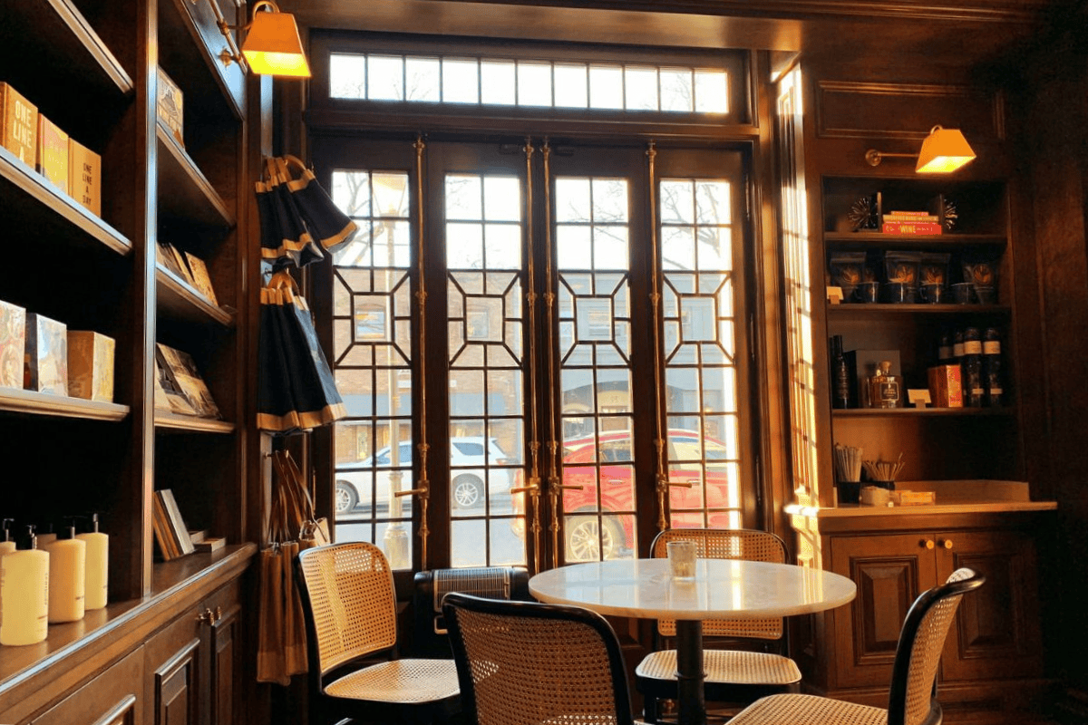 Flyleaf Bookstore In Grosse Pointe Farms