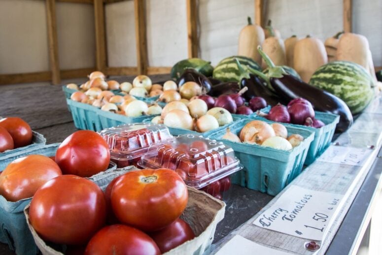 Amish Produce Stand-Ss