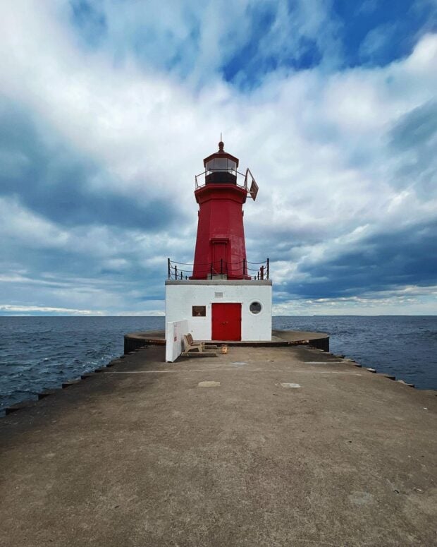 Menominee North Pier Lighthouse