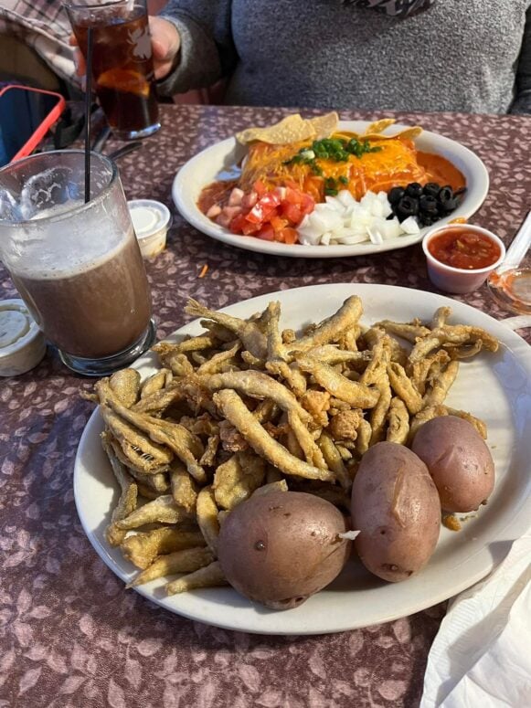 Sleders-Family-Tavern-Traverse-City