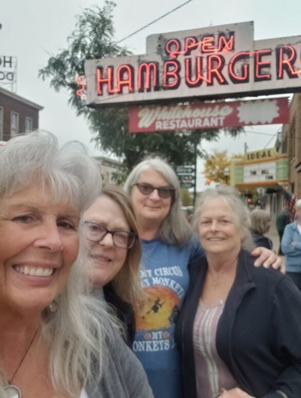 Whitehouse Restaurant In Clare Michigan
