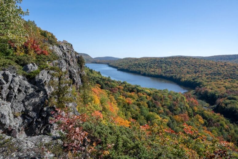 Lake Of The Clouds