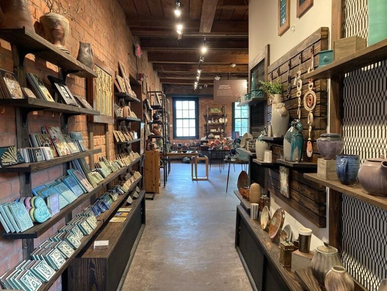 Discover These 10 Hidden Gems + 5 Restaurants in Detroit