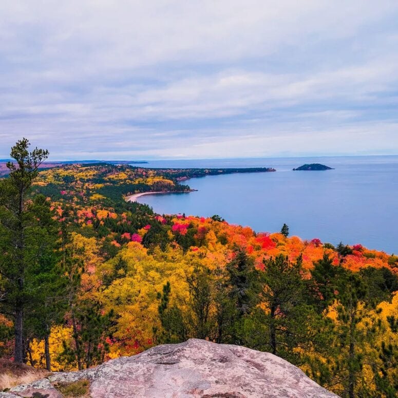 Sugarloaf Mountain-Marquette-Fall