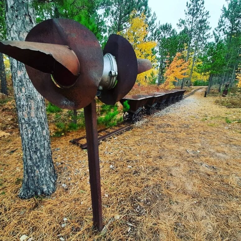Lakenenland Sculpture Park-Marquette