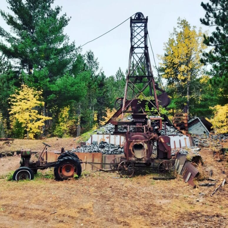 Lakenenland Sculpture Park-Marquette