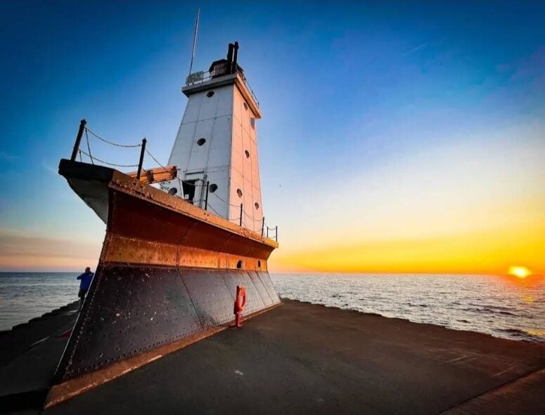 Ludington North Breakwater Light