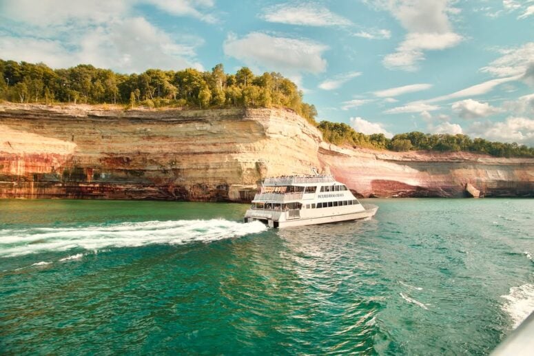 Pictured Rocks Boat Tour -Munising