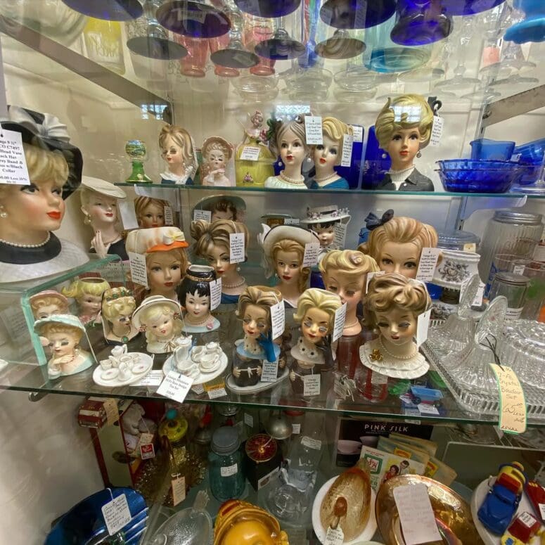Bay City Antiques Center-Bay City
