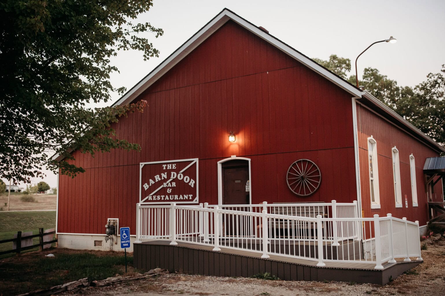 Barn Door Bar And Restaurant