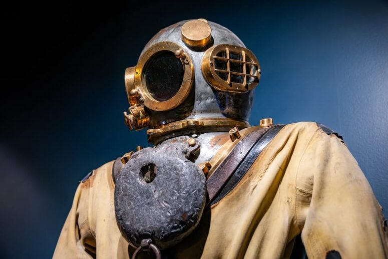 Great Lakes Shipwreck Museum