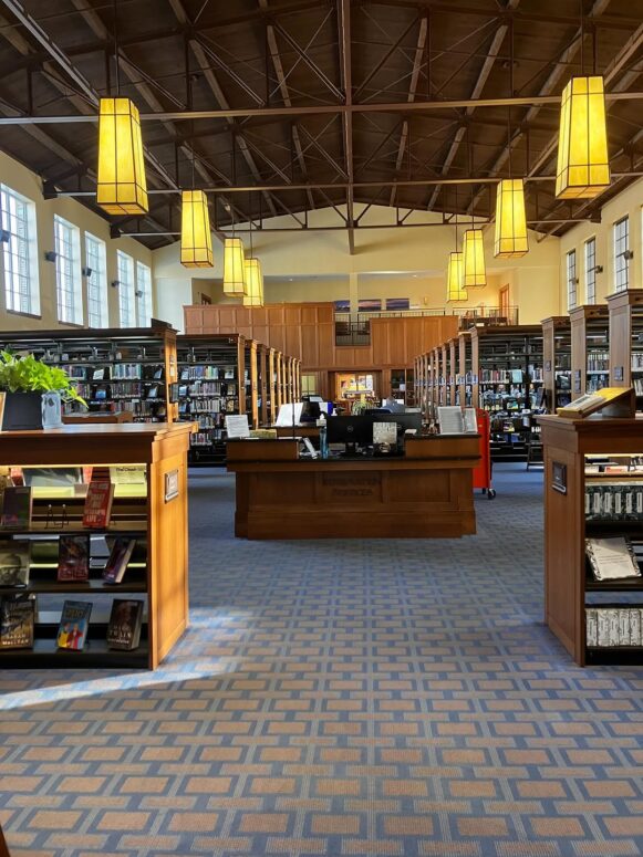 Charlevoix Public Library
