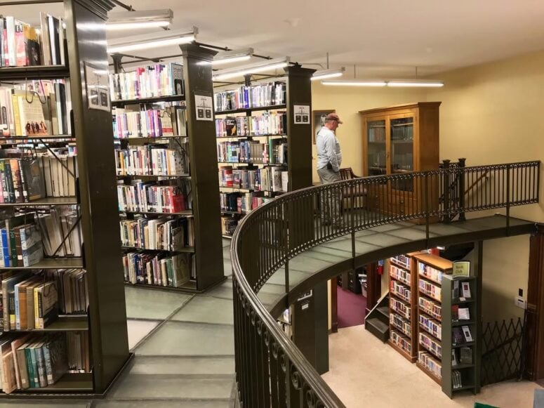 Ishpeming Carnegie Public Library