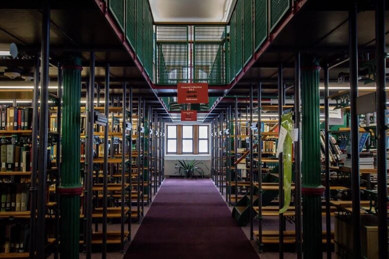 Burrage Library — University Of Olivet