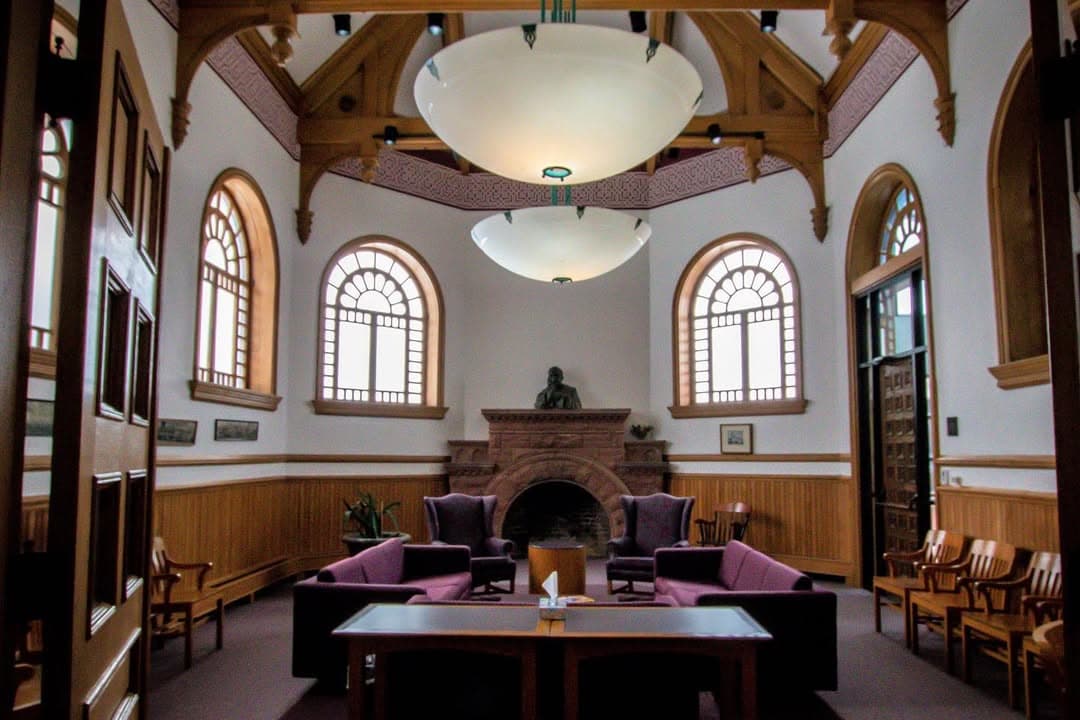 Burrage Library — University Of Olivet