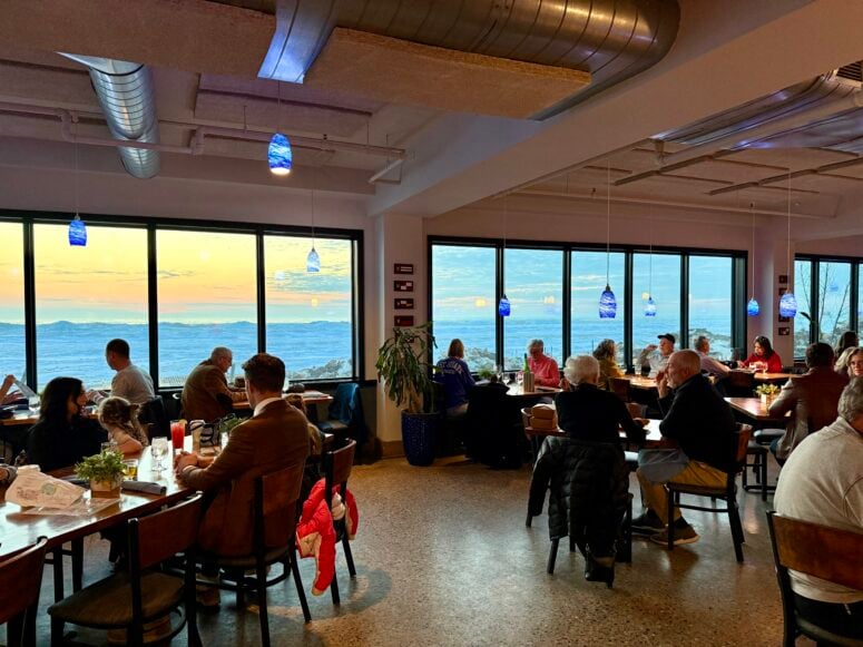 Noto's At The Bil-Mar In Grand Haven