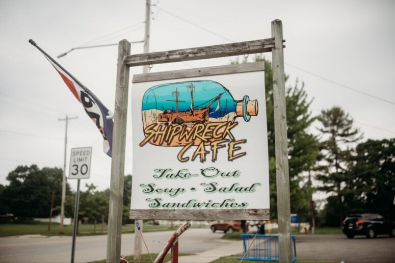 Shipwreck Cafe, Empire