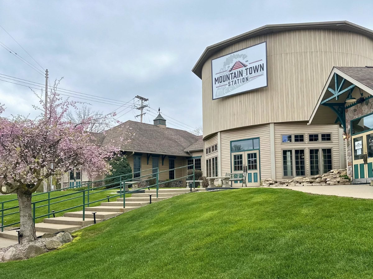 Mountain Town Station
