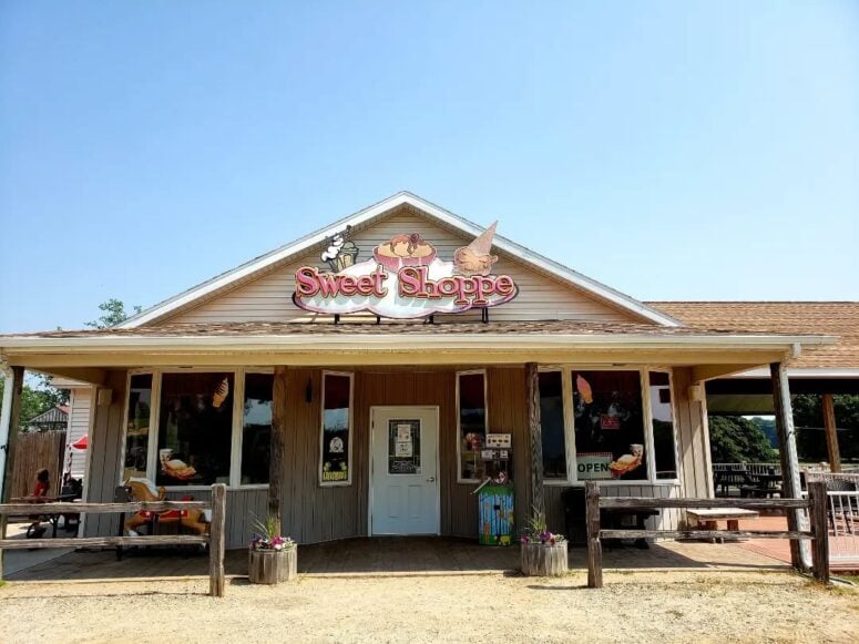 Anderson &Amp; Girls Orchards