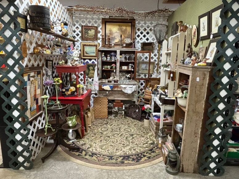 Capital Antiques
