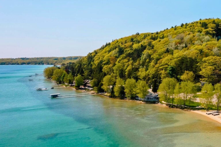 Chimney Corners Resort, Crystal Lake