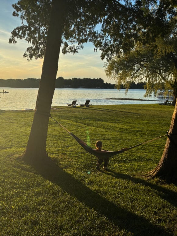 Brookside Lake Resort